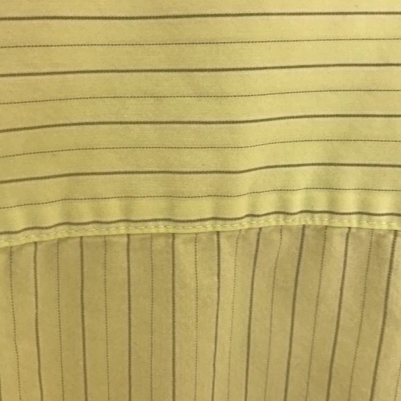 3/30 Jaclyn smith button down blouse - Picture 4 of 4